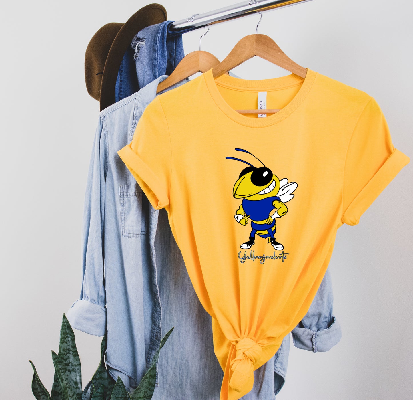 Yellowjackets Mascot